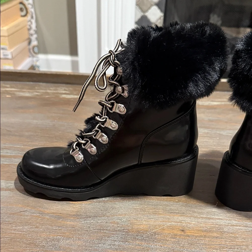 INC Hannia Patent Faux Fur Lace-Up Wedge Booties‎ Black Size 5.5 NIB